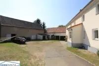6. Blick auf den Hof