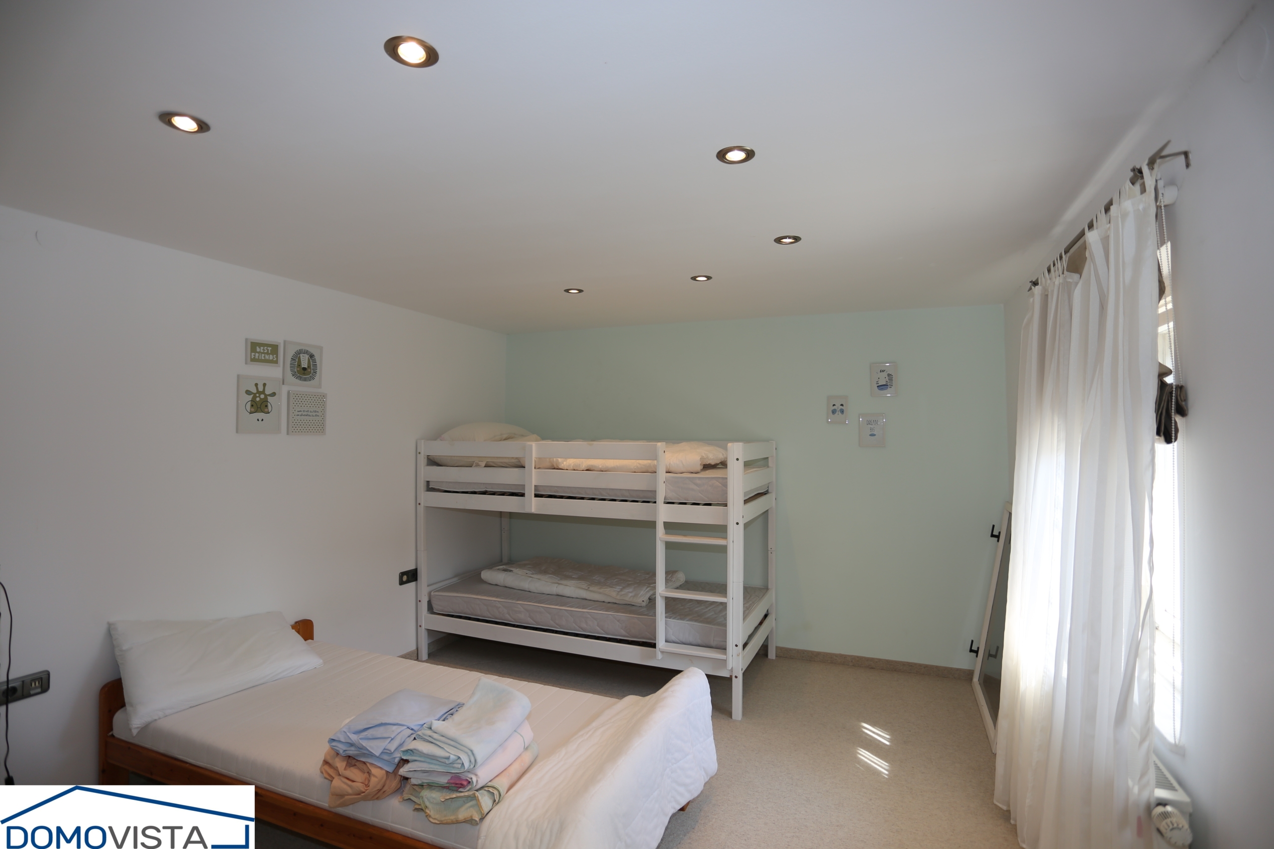 25. 1.OG Schlafzimmer 2