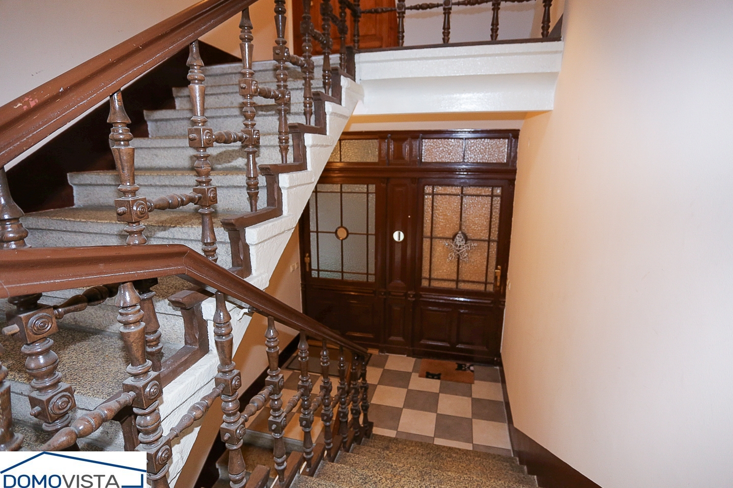 6. Treppenhaus (2)