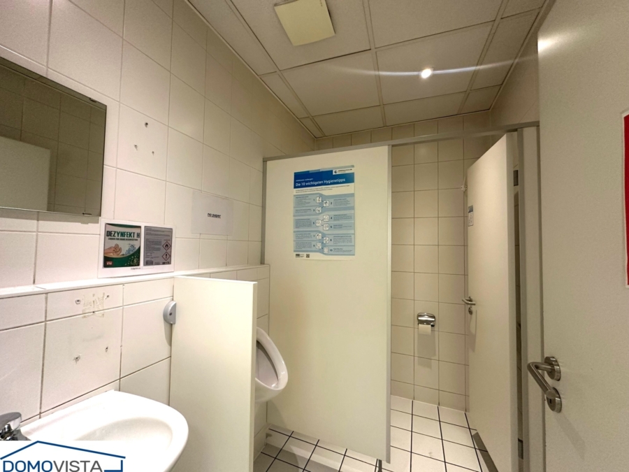 WC (2)