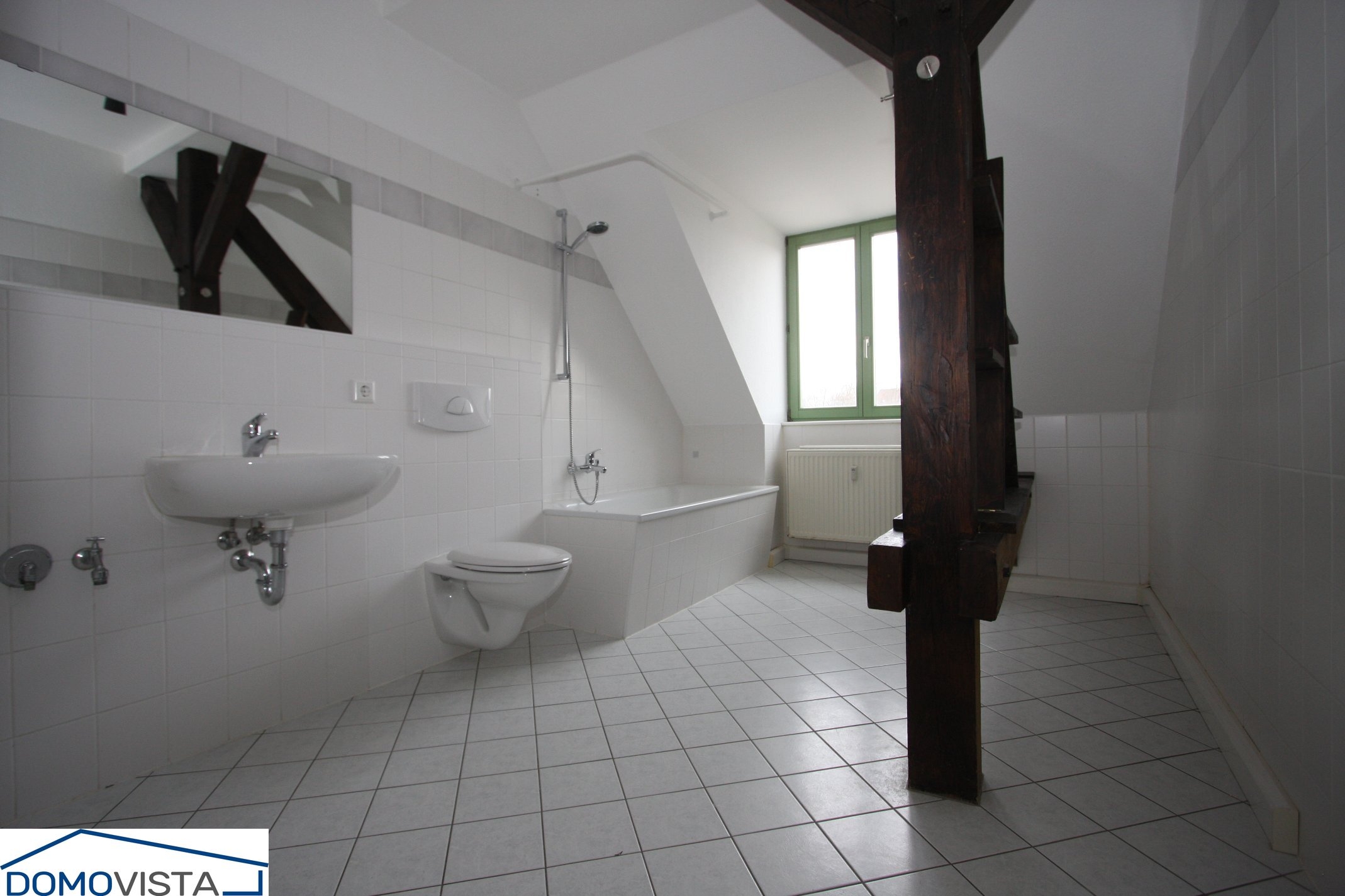 Bad mit Wanne