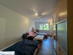 Wohn- und Schlafzimmer