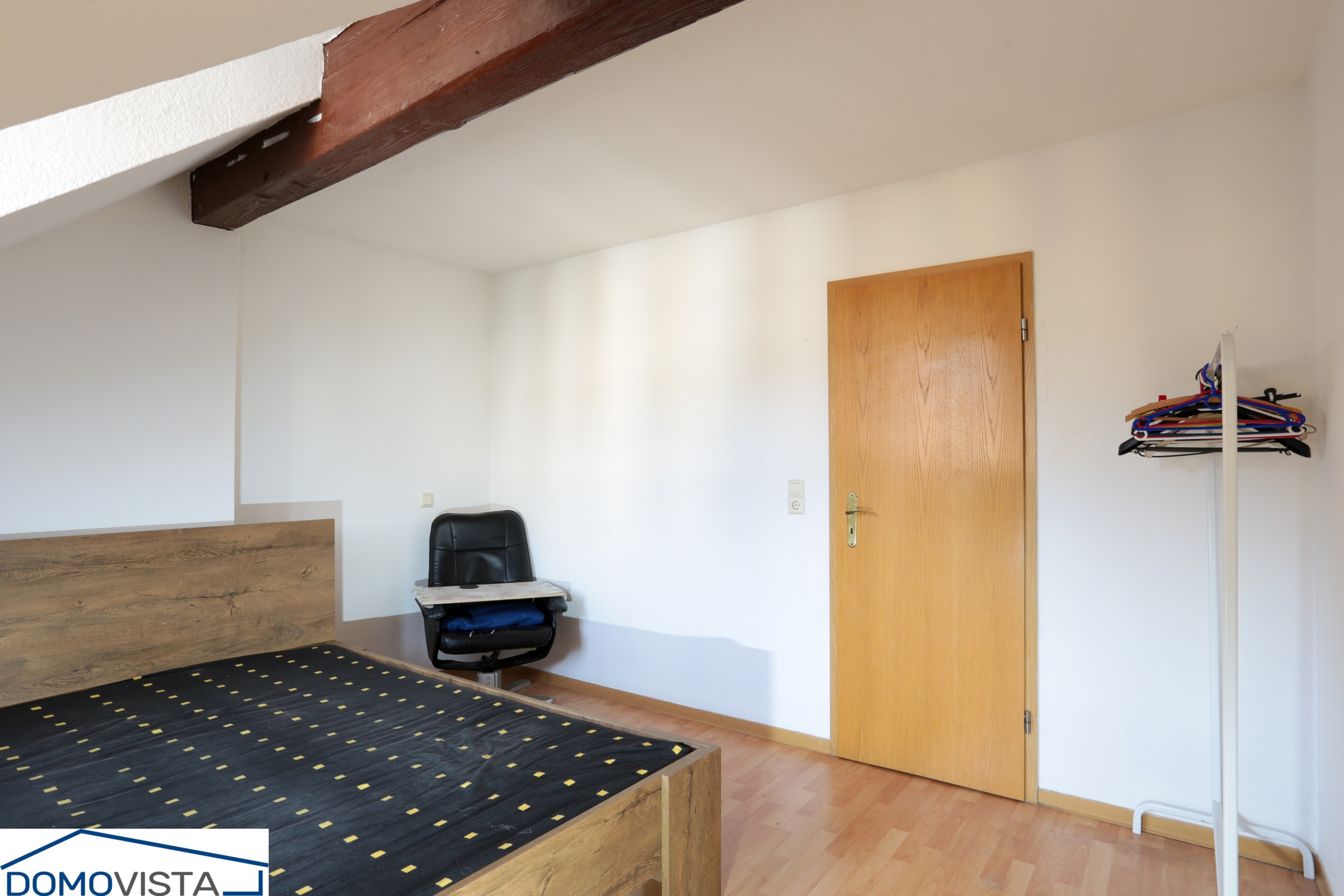 Schlafzimmer (2)