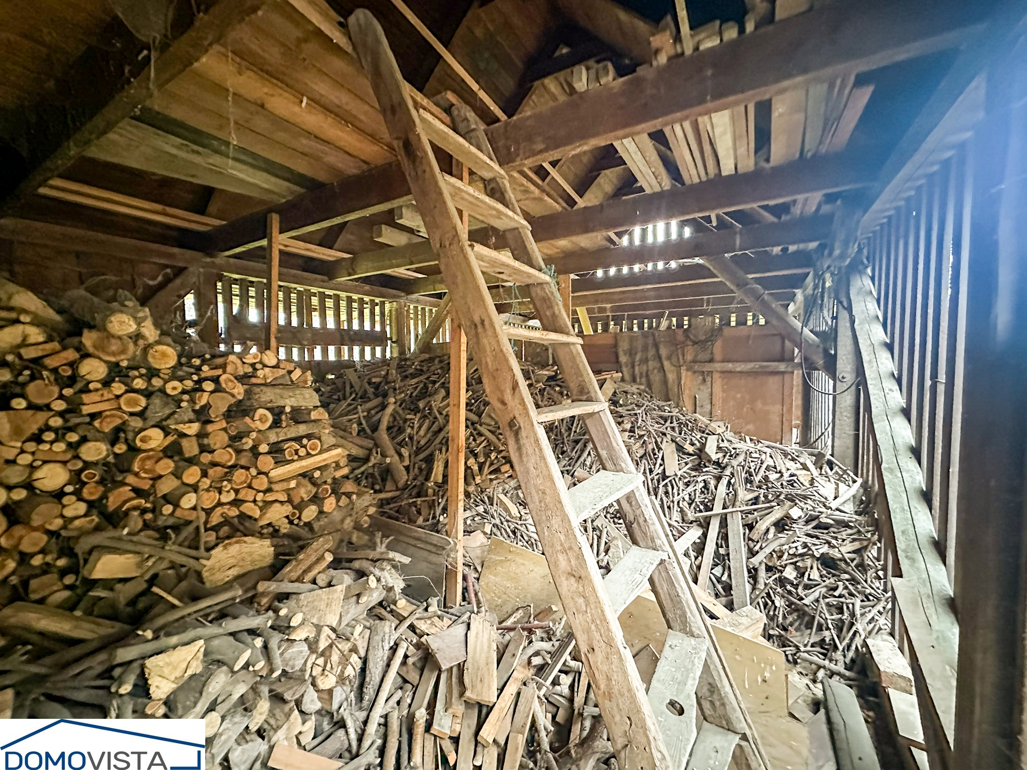 Holzschuppen