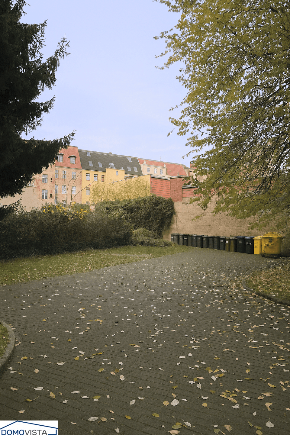 DOMOVISTA_01_Aussenhof